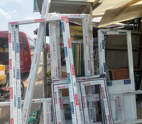 CÔNG TRÌNH CỬA NHÔM KÍNH